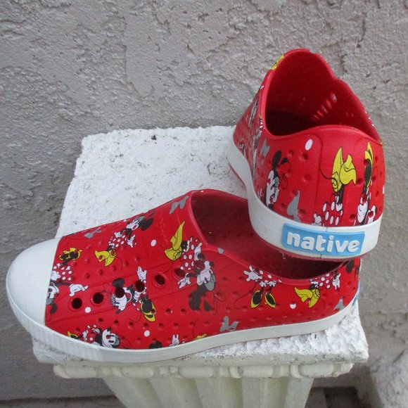 NWOT NATIVE DISNEY MINNIE MOUSE SHOES ~ 5 LADIES - Picture 6 of 10